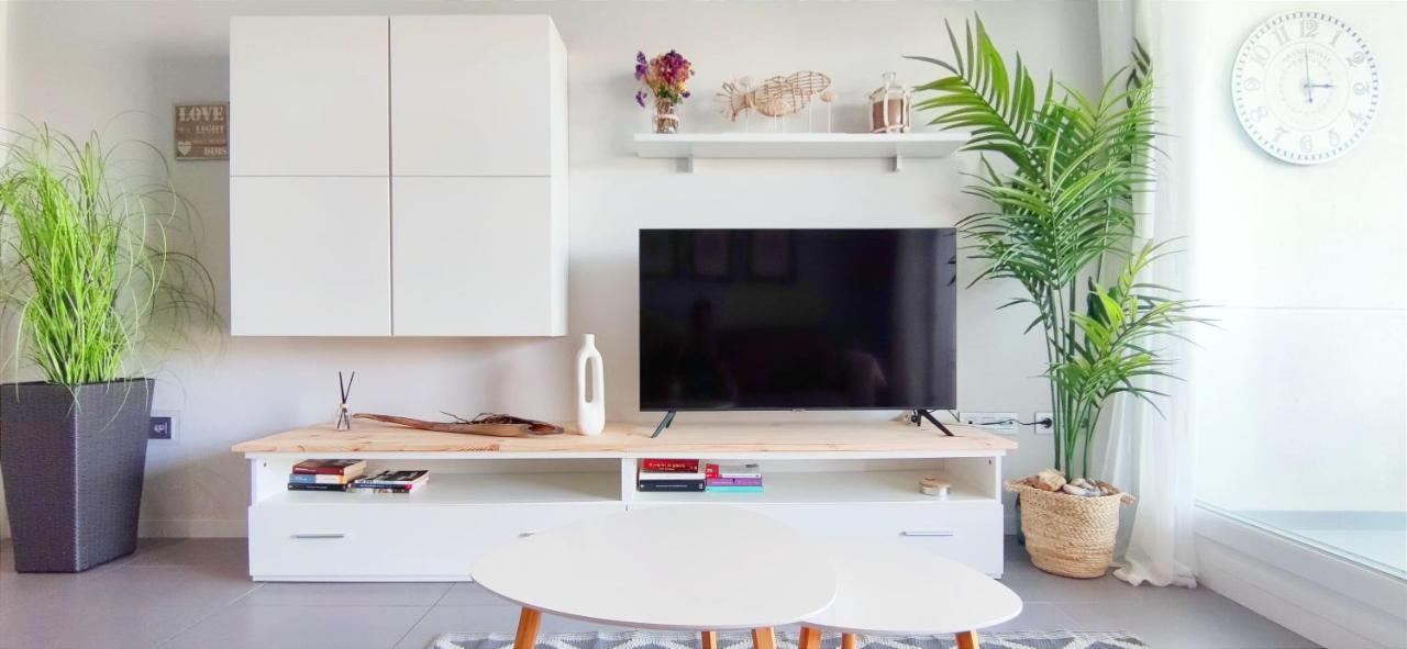 Apartamento Victoria Playa By Denia Costa ภายนอก รูปภาพ